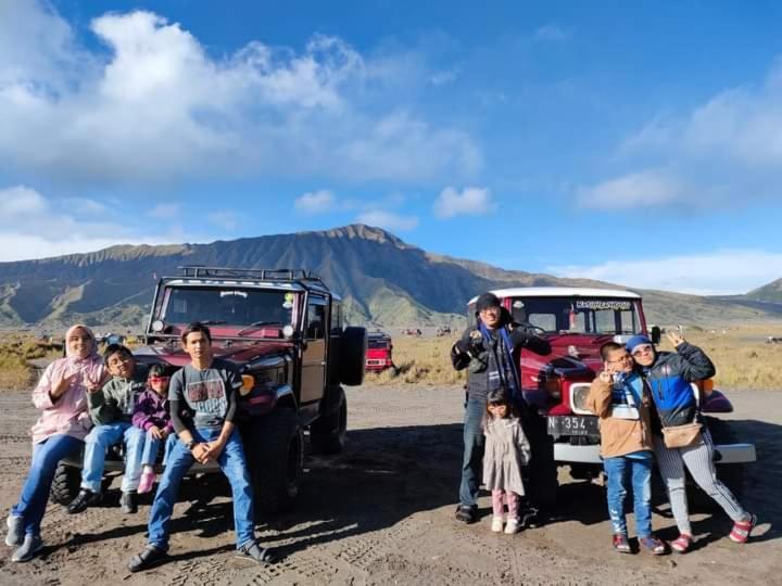 Javalindra Homestay Tour And Travel Banyuwangi  Eksteriør bilde
