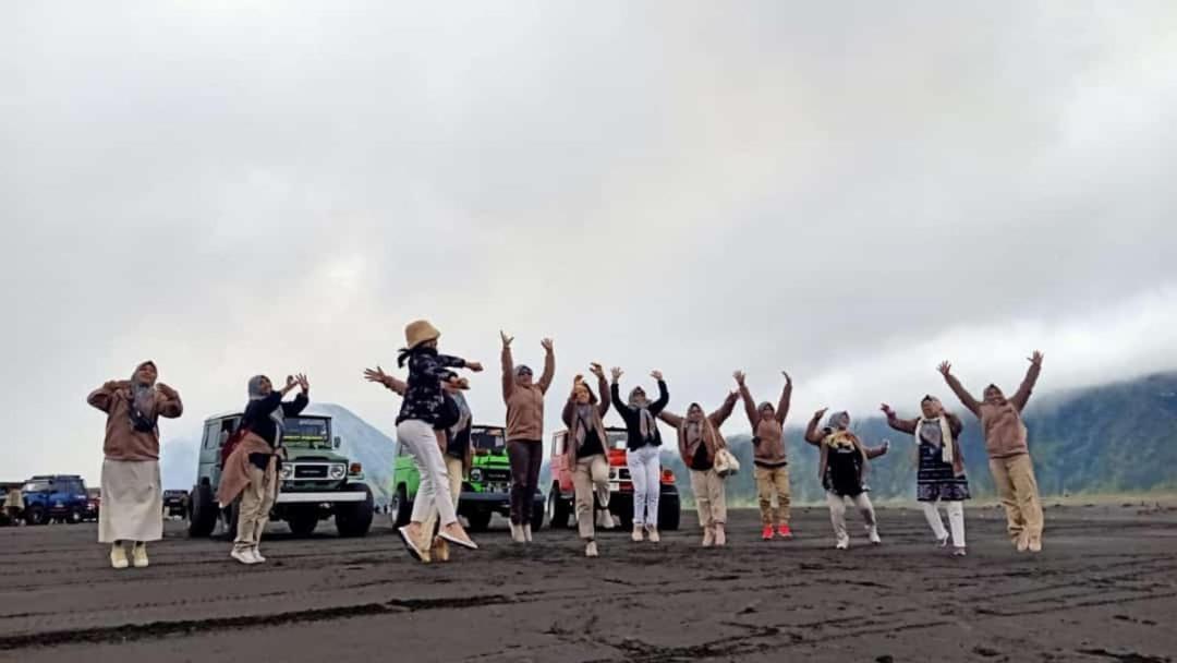 Javalindra Homestay Tour And Travel Banyuwangi  Eksteriør bilde
