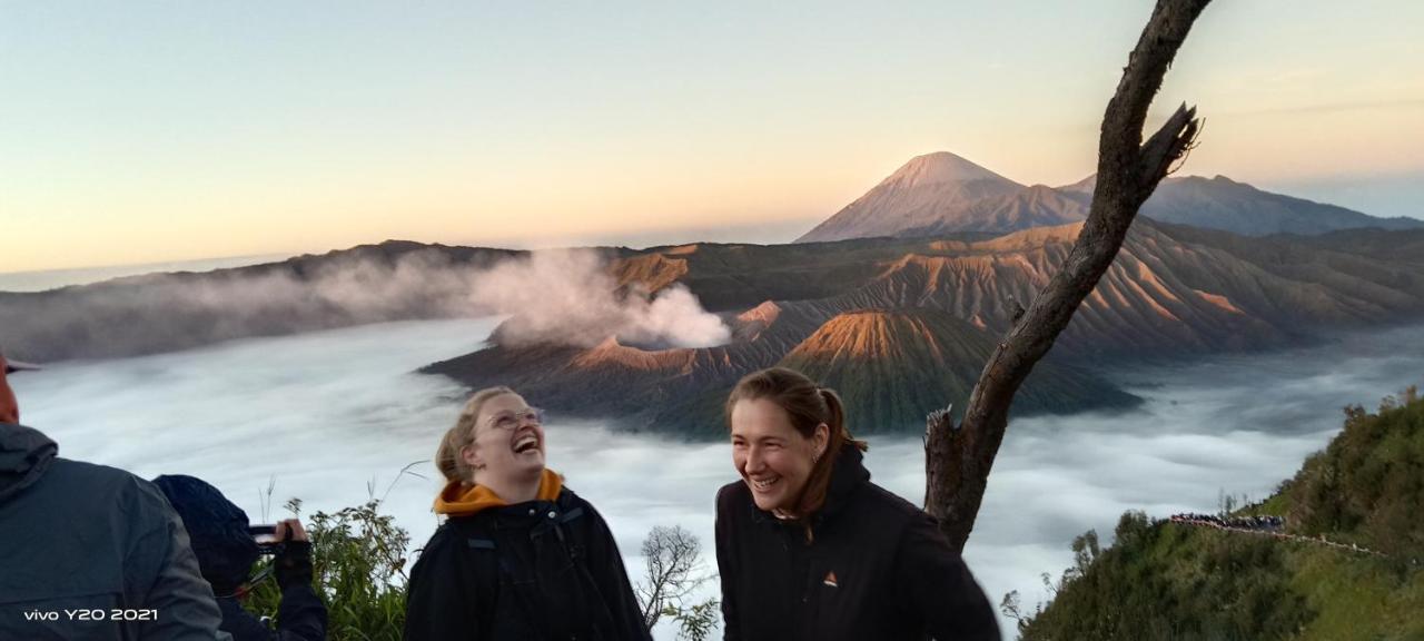 Javalindra Homestay Tour And Travel Banyuwangi  Eksteriør bilde