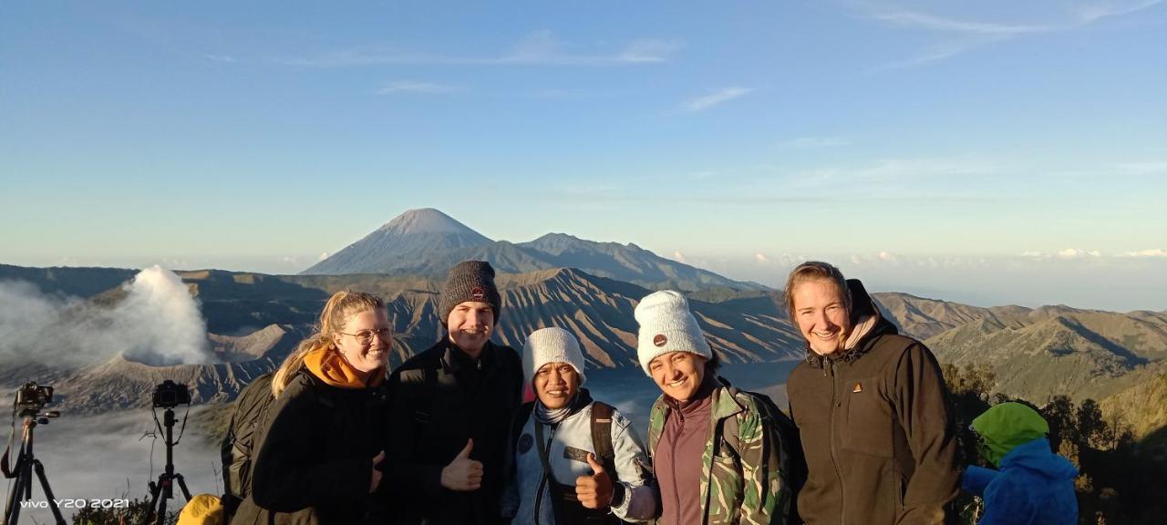 Javalindra Homestay Tour And Travel Banyuwangi  Eksteriør bilde