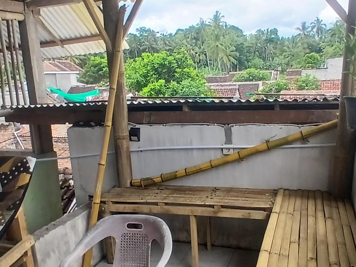 Javalindra Homestay Tour And Travel Banyuwangi  Eksteriør bilde