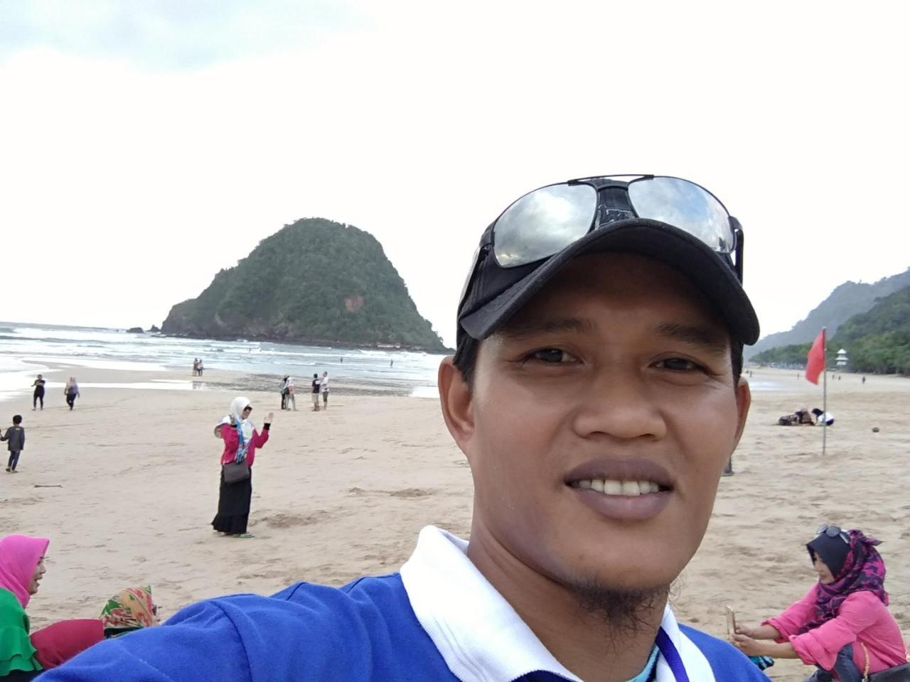 Javalindra Homestay Tour And Travel Banyuwangi  Eksteriør bilde